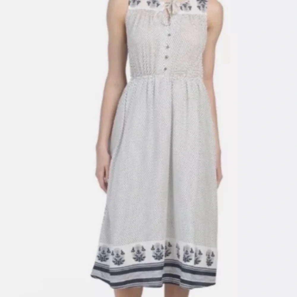Lucky Brand‎ blue and white polka dot sleeveless maxi dress. Size L